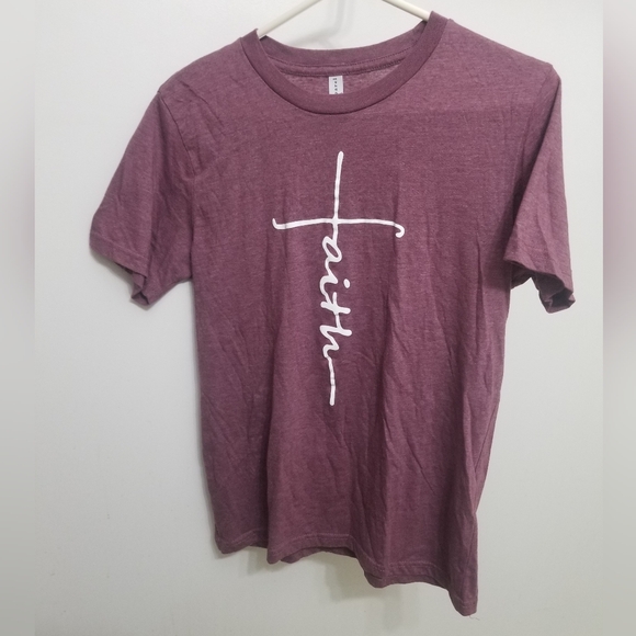 Tops - purple "Faith" short sleeve shirt